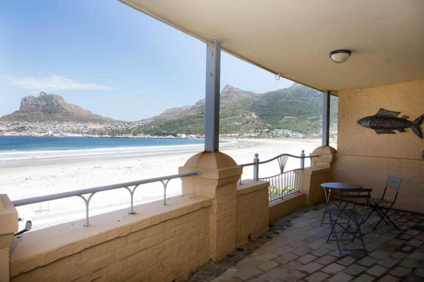 On The Beach Hout Bay Exterior photo