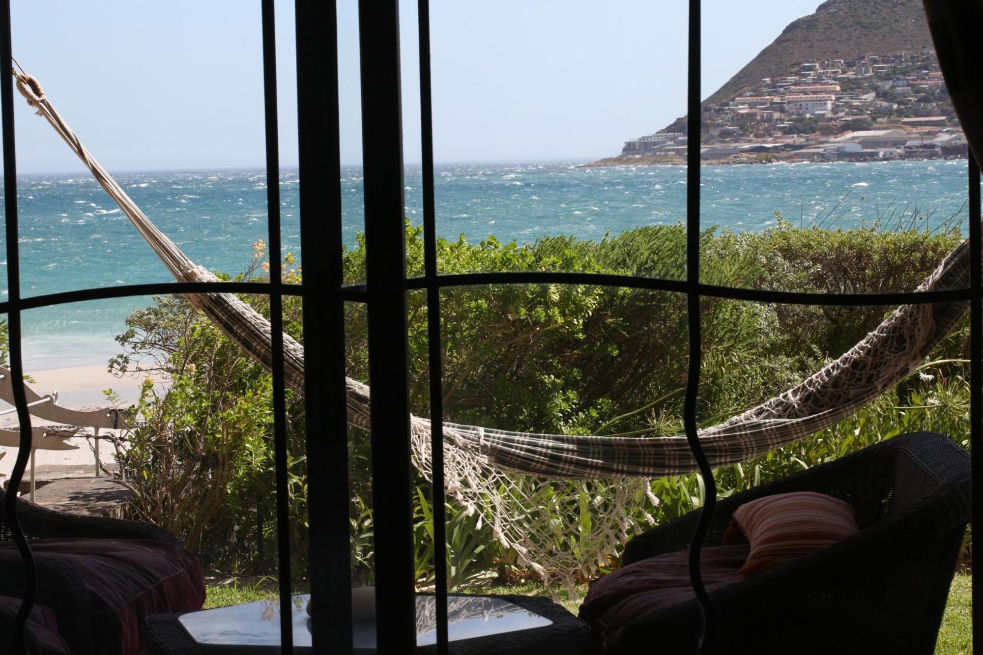 On The Beach Hout Bay Exterior photo